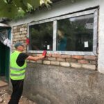 Як калуські комунальники допомагали відновлювати Калинівське на Херсонщині