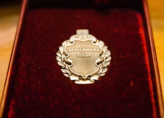 Звання та нагороди: Президент України відзначив 11 медиків з Херсонщини