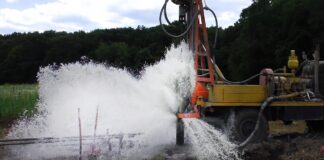 У громадах Херсонщини, які постраждали від підриву Каховської ГЕС, планують пробурити 50 артезіанських свердловин