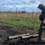 Рівненські поліцейські-кінологи допомагають розміновувати Херсонщину