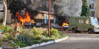 Одна з медсестер, яка постраждала від обстрілу херсонської лікарні, знаходиться у дуже важкому стані