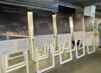 Історії двох херсонців представлять на фотовиставці про внутрішньо переміщених українців