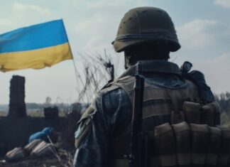 Юний волонтер з Херсонщини колядував для допомоги ЗСУ