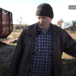 На Херсонщині в село Білогірка, яке зруйнували окупанти, повертаються люди