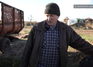 На Херсонщині в село Білогірка, яке зруйнували окупанти, повертаються люди