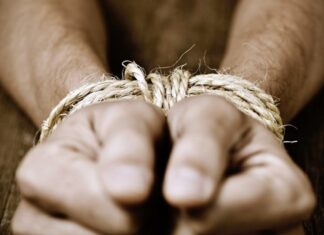 Окупант, який наказував катувати жителів Херсонщини, отримав підозру