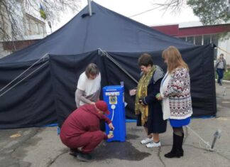 Херсонці отримали від хмельницьких волонтерів обладнання для очищення води