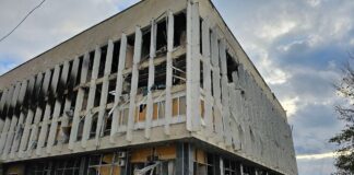 Пошкоджена росіянами бібліотека в Херсоні отримає від Німеччини нове обладнання для людей з порушенням зору
