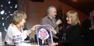 Херсонському краєзнавчому музею передали унікальну ікону