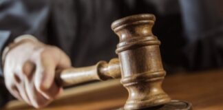 Жительку Херсонщини підозрюють в організації псевдореферендуму