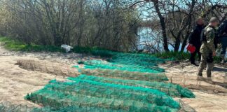 На Херсонщині працівники водної поліції затримали браконьєрів