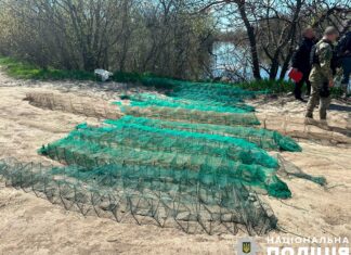 На Херсонщині працівники водної поліції затримали браконьєрів