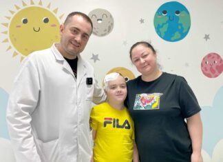 Хлопчику з Херсона видалили уламок міни з головного мозку