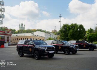 Херсонським рятувальникам передадуть пікап від благодійників