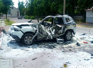 Троє поранених, пошкоджені автівки та будинки: наслідки російських обстрілів Херсонщини
