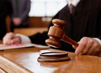 Судитимуть трьох жителів Херсона, які при окупантах очолювали підрозділи “обласного центру гігієни та епідеміології”