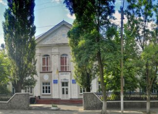 Новокаховський ліцей продовжує набір до перших класів