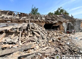 Поранені жителі та зруйновані будинки: наслідки ворожих обстрілів Херсонщини минулої доби
