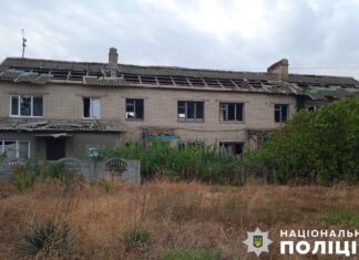 Четверо поранених, пошкоджені будинки та газопроводи: наслідки російських обстрілів Херсонщини минулої доби
