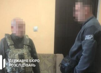 ДБР затримало перебіжчика, який після звільнення Херсона влаштувався на службу в ТЦК