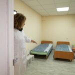 Як у Херсоні працюють лікарні в укриттях