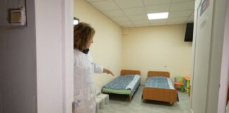 Як у Херсоні працюють лікарні в укриттях