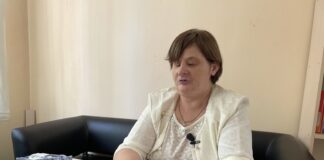 Херсонка розробляє навчальні книжки для дітей з порушенням зору