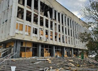 У столиці презентують фотоекспозицію «Бібліотеки Херсонщини: злочини Росії проти культури України»