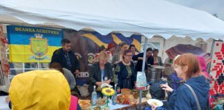 “Херсонський курінь” долучився до осіннього ярмарку в Кривому Розі (ФОТО)