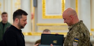 «Хрестом бойових заслуг» відзначили бійця, який форсував Дніпро в районі Козачих Лагерів