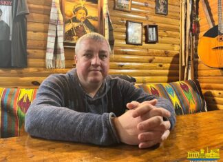 Як херсонець створив у Кропивницькому творче театральне об’єднання