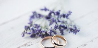 Попри непрацюючі реєстри, на Херсонщині одружились 7 пар