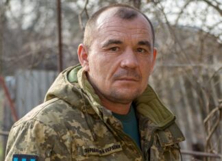 Переплив Конку з перебитою ногою: історія військового, який 88 днів пробув у Кринках