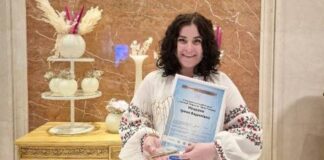 Медсестра з Херсона отримала національну премію на Міжнародному Конгресі