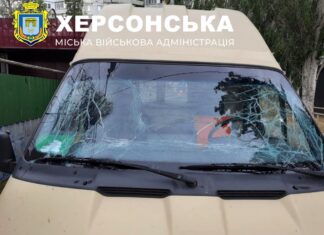 Російські терористи атакували з безпілотника херсонських комунальників