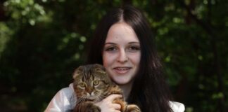 Разом під обстрілами: фоторепортаж про людей і тварин Херсона