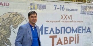 Директор Херсонського театру імені Миколи Куліша Олександр Книга: “Театр сьогодні виконує роль терапевта”