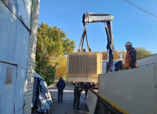 Херсонська громада отримала трансформатори від благодійників