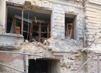 У херсонських музеях російським загарбникам ввижаються “бази ЗСУ”