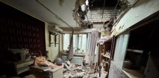 Двоє поранених цивільних і численні руйнування: наслідки масованих обстрілів Херсонщини