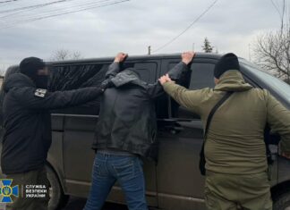 СБУ затримала у Херсоні ворожого агітатора, який 4 роки переховувався у підвалі
