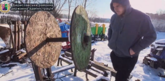 Ветеран з Херсонщини отримав грант і вирощує овочі в Борозенській громаді