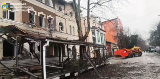 Російські військові вчергове атакували середмістя Херсона (відео)