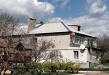 Благодійники допомагають відновлювати будинки у Великоолександрівській громаді