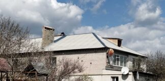 Благодійники допомагають відновлювати будинки у Великоолександрівській громаді