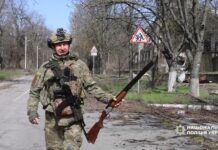 Як на Херсонщині мобільно-вогневі групи поліції захищають від ворожих дронів