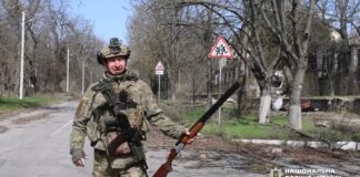 Як на Херсонщині мобільно-вогневі групи поліції захищають від ворожих дронів