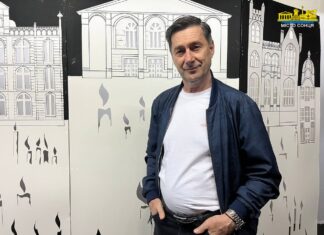 Вистави в укриттях, гастролі та плани відновлення: як у Херсоні працює театр імені Миколи Куліша