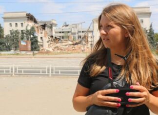 Журналістка Олена Гнітецька постраждала внаслідок атаки FPV-дрона в Херсоні