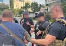 Сім тисяч доларів за «допомогу» з ВЛК: у Херсоні судитимуть двох військовослужбовців